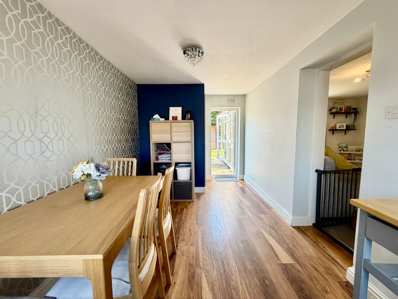 Clos Coed Duon, Blackwood, NP12