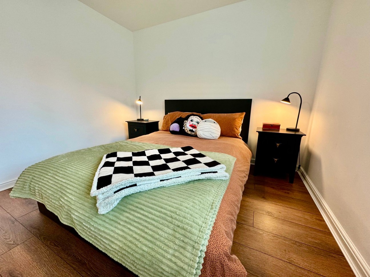 Clos Oakdale, Gellihaf, NP12