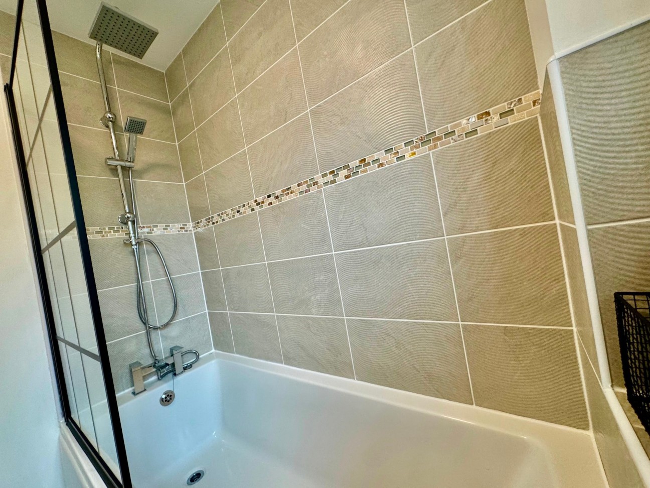 Clos Oakdale, Gellihaf, NP12