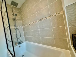 Clos Oakdale, Gellihaf, NP12