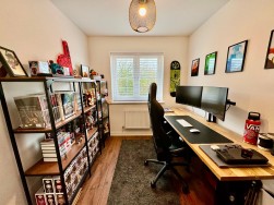 Clos Oakdale, Gellihaf, NP12