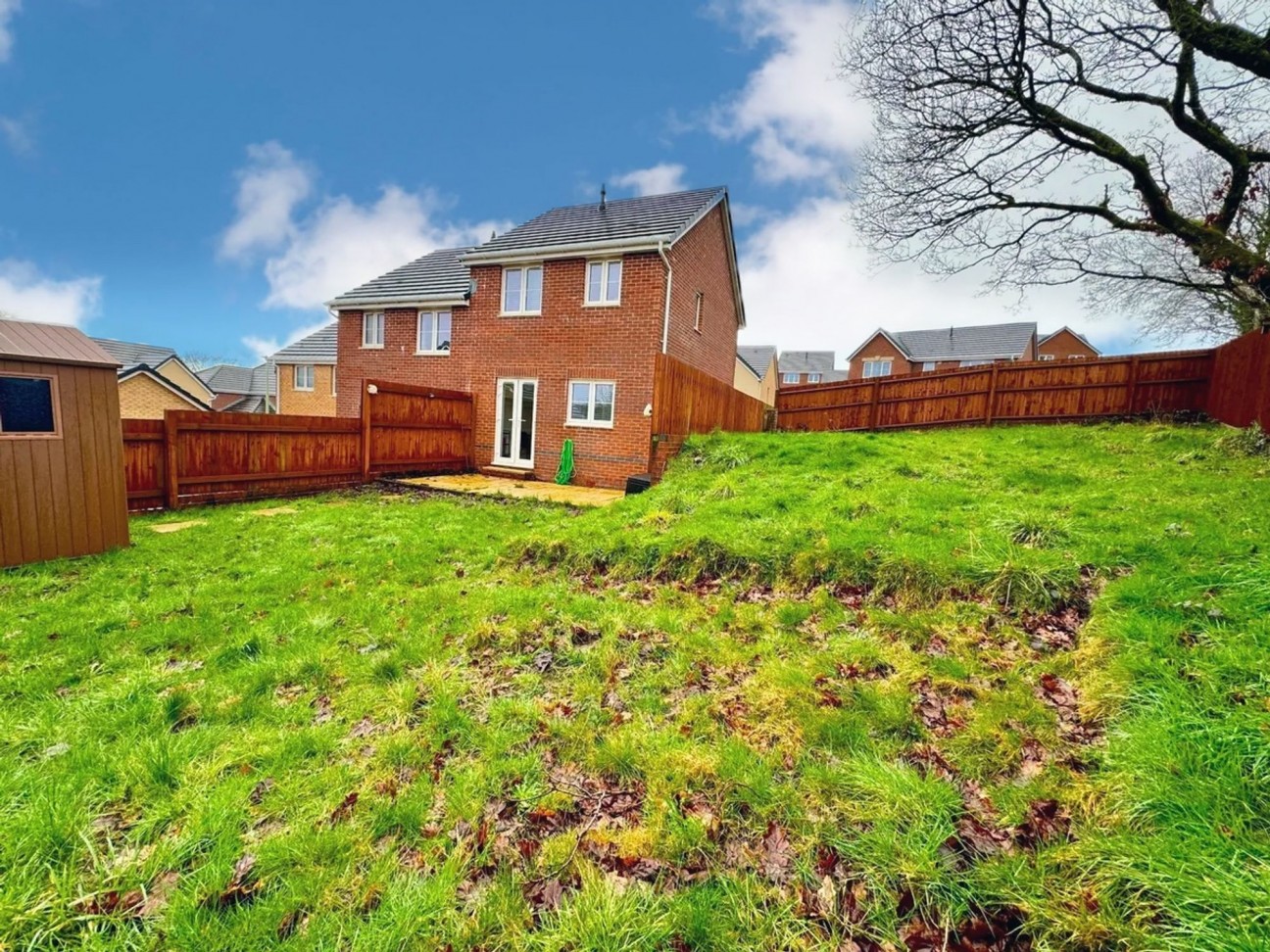 Clos Oakdale, Gellihaf, NP12