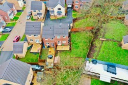 Clos Oakdale, Gellihaf, NP12