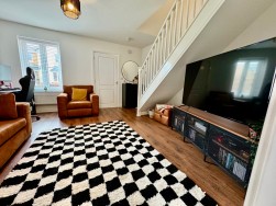 Clos Oakdale, Gellihaf, NP12