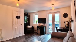 Pleasant Close, Pontllanfraith, NP12
