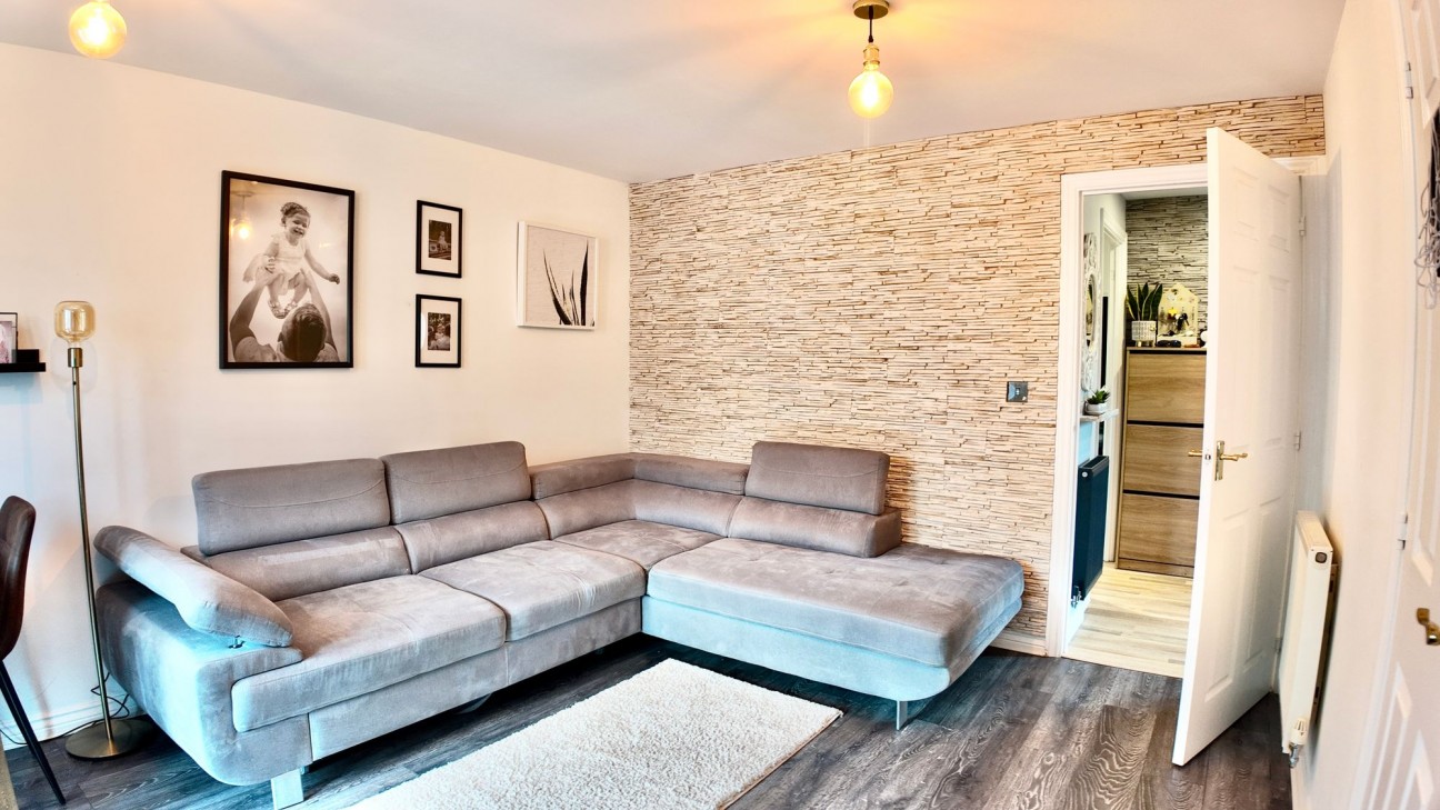 Pleasant Close, Pontllanfraith, NP12