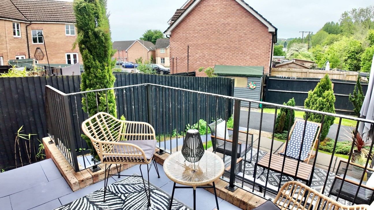 Pleasant Close, Pontllanfraith, NP12