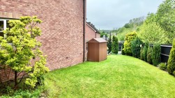Pleasant Close, Pontllanfraith, NP12