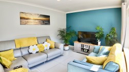 High Meadow, Abercarn, NP11