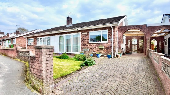 Rolls Avenue, Penpedairheol, CF82