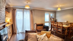 Fields Road, Oakfield, NP44