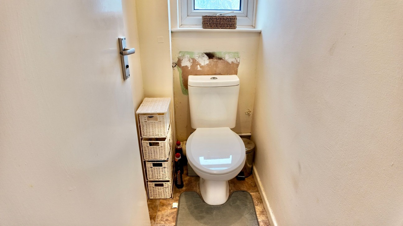 Fields Road, Oakfield, NP44