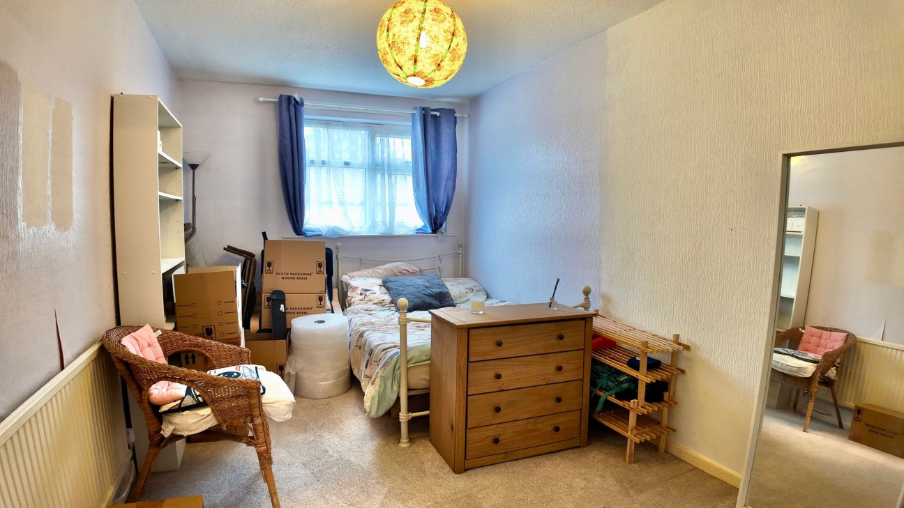 Fields Road, Oakfield, NP44