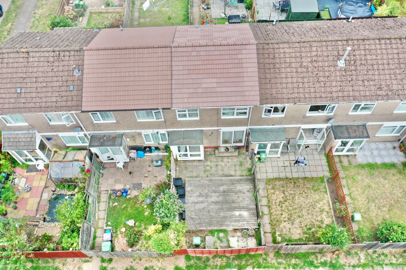 Fields Road, Oakfield, NP44