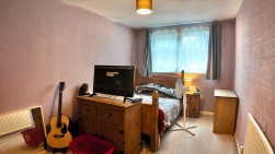 Fields Road, Oakfield, NP44