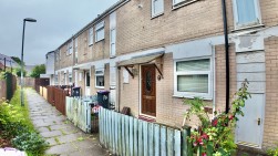 Fields Road, Oakfield, NP44