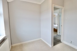 Llwyn-On Crescent, Oakdale, NP12