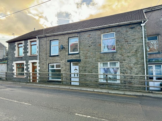 Penrhiwfer Road, Tonypandy, CF40