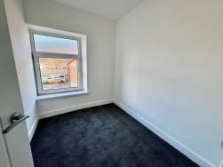 Penrhiwfer Road, Tonypandy, CF40