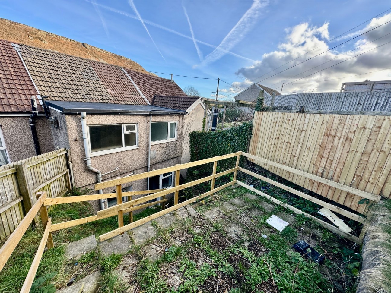 Penrhiwfer Road, Tonypandy, CF40