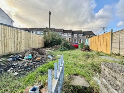 Penrhiwfer Road, Tonypandy, CF40