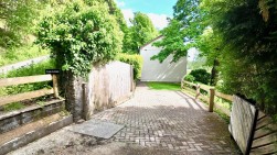 Cefn Road Upper, Deri, CF81