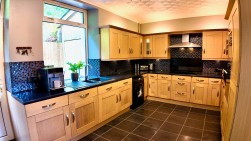Cefn Road Upper, Deri, CF81