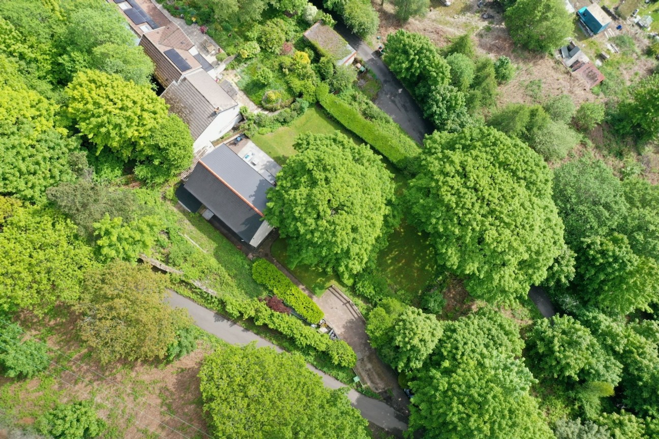 Cefn Road Upper, Deri, CF81