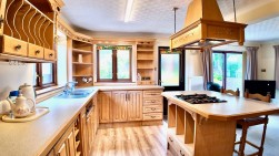 Aspen Avenue, Blackwood, NP12