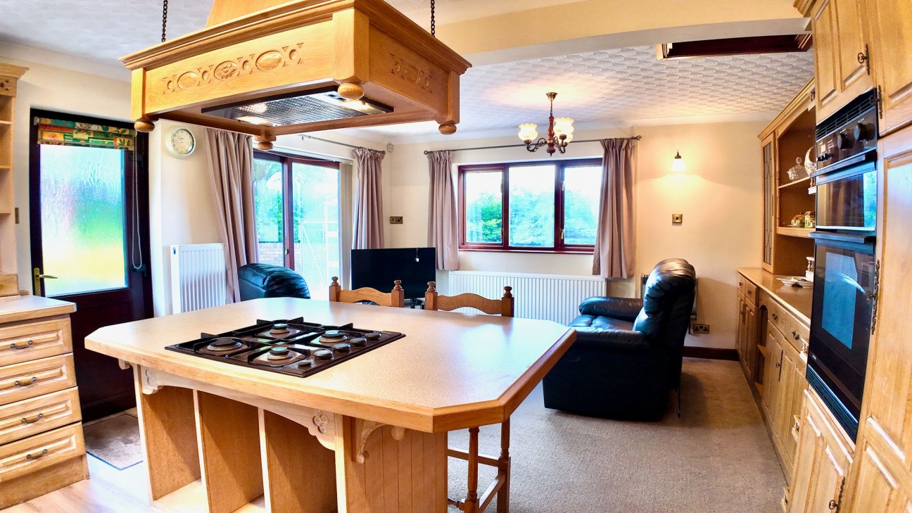 Aspen Avenue, Blackwood, NP12
