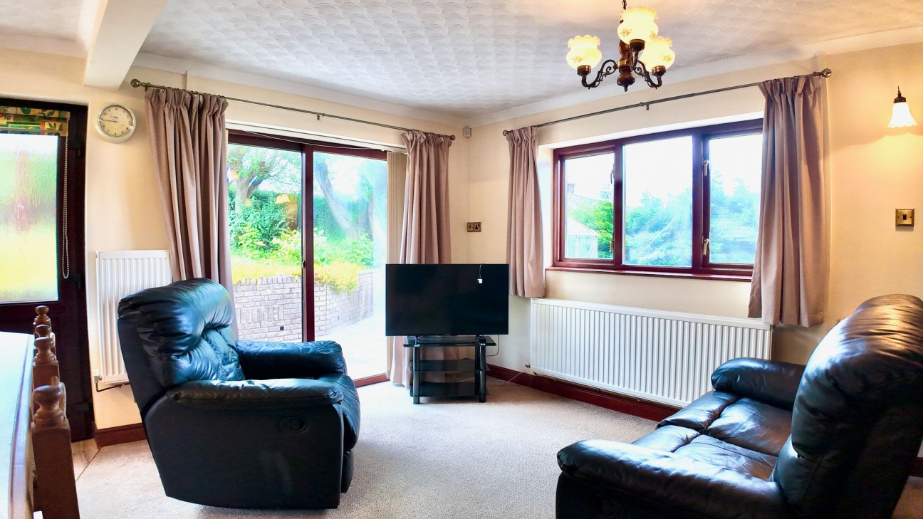 Aspen Avenue, Blackwood, NP12
