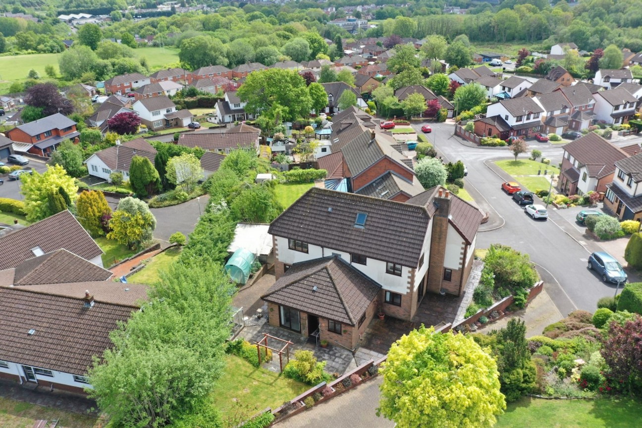 Aspen Avenue, Blackwood, NP12
