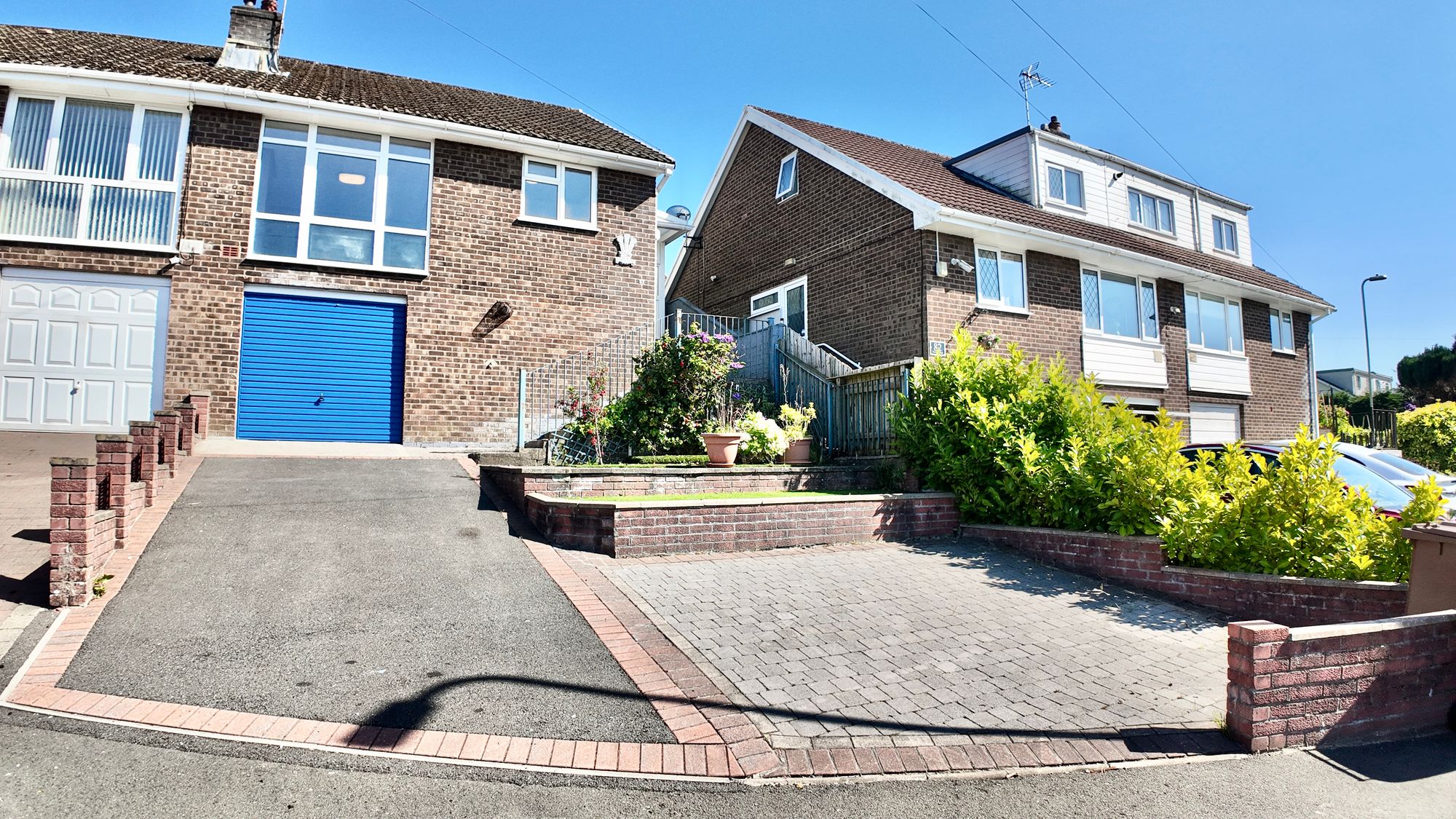 Toronto Close, Penmaen, NP12