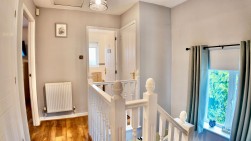 Tir-Berllan, Oakdale, NP12