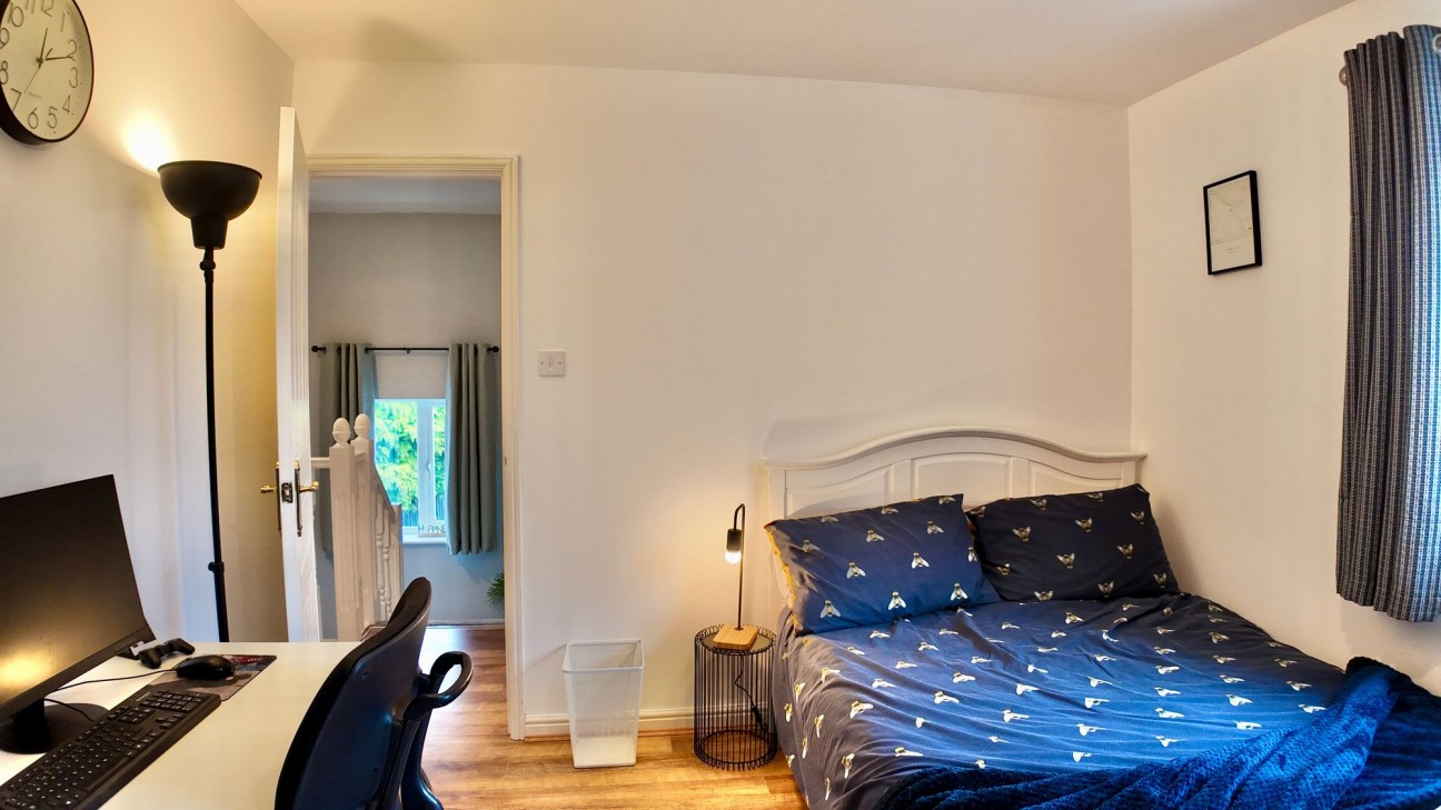 Tir-Berllan, Oakdale, NP12