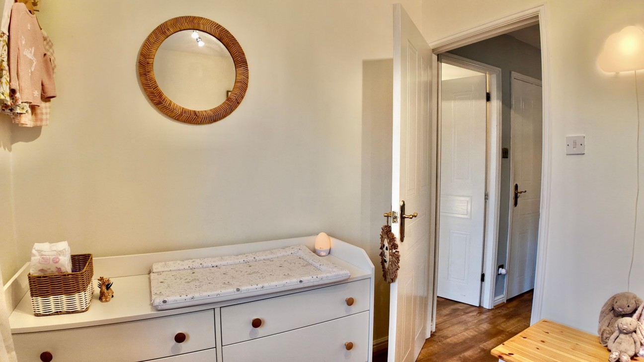 Tir-Berllan, Oakdale, NP12