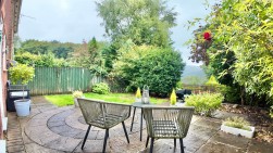 Tir-Berllan, Oakdale, NP12