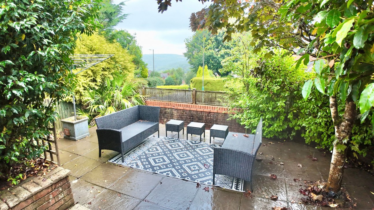 Tir-Berllan, Oakdale, NP12