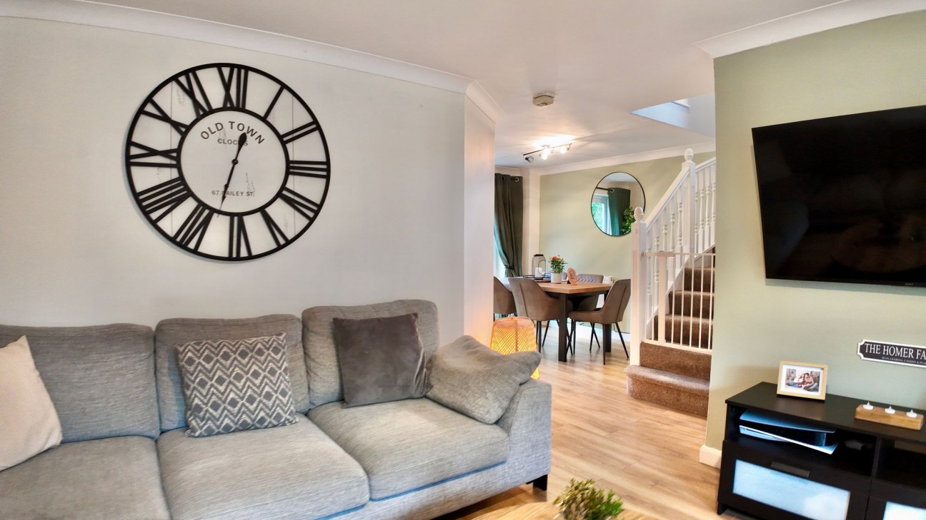 Tir-Berllan, Oakdale, NP12