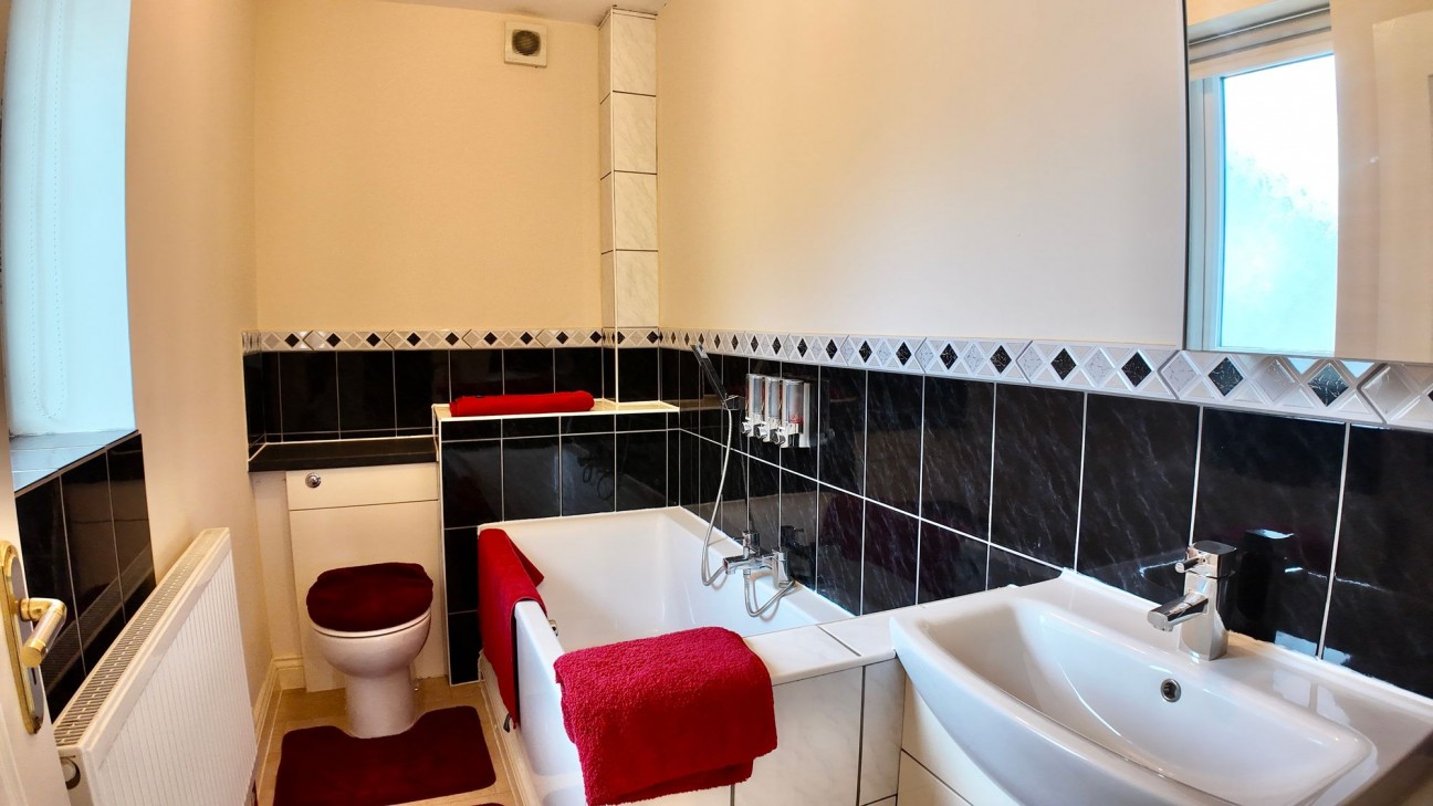Hall Street, Blackwood, NP12