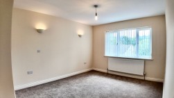 Hall Street, Blackwood, NP12