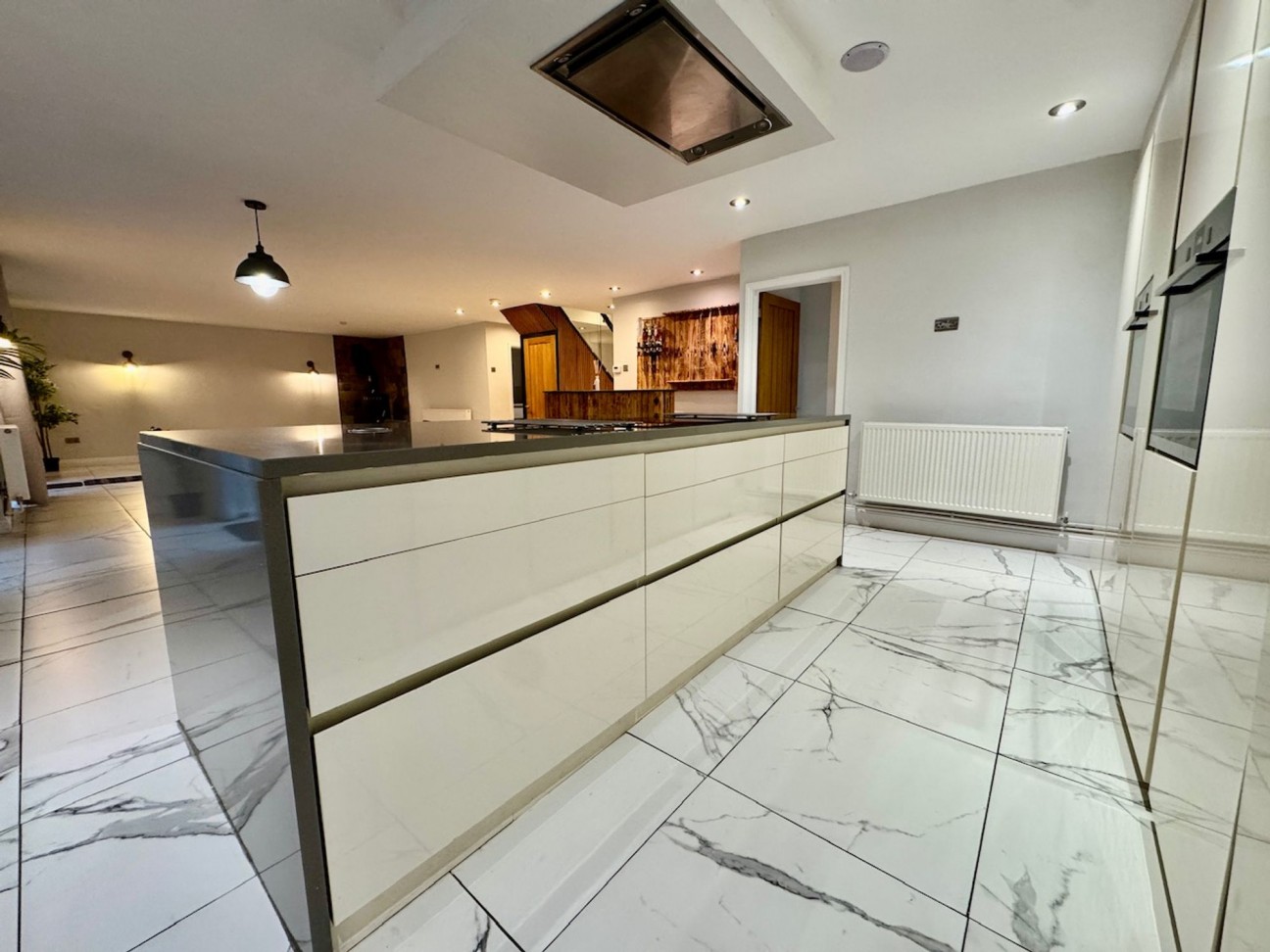 Fairfield, Penperlleni, NP4