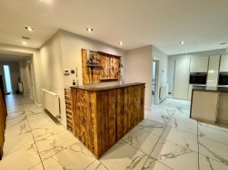 Fairfield, Penperlleni, NP4