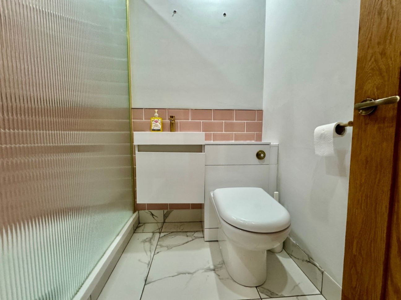 Fairfield, Penperlleni, NP4