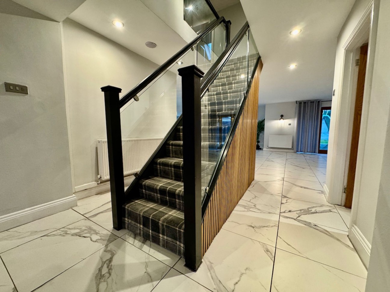 Fairfield, Penperlleni, NP4