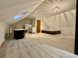 Fairfield, Penperlleni, NP4