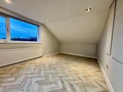 Fairfield, Penperlleni, NP4