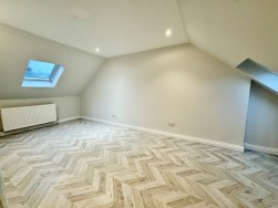 Fairfield, Penperlleni, NP4