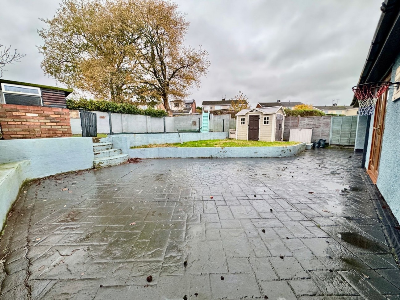 Fairfield, Penperlleni, NP4