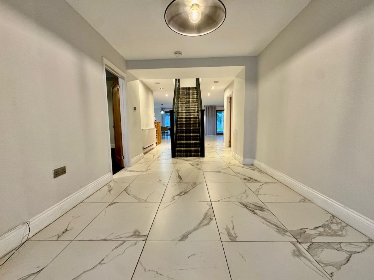 Fairfield, Penperlleni, NP4